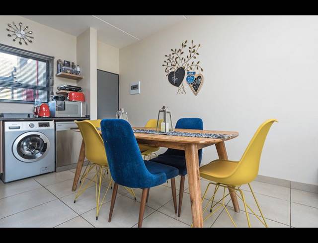 2 BEDROOM APARTMENT TO LET IN EDENBURG